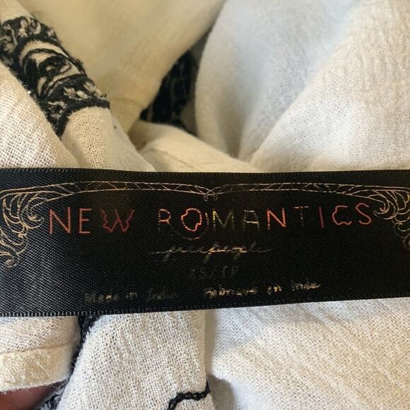 Free People The New Romantics embroidered cutwork cotton top, small, feminine - Picture 6 of 7